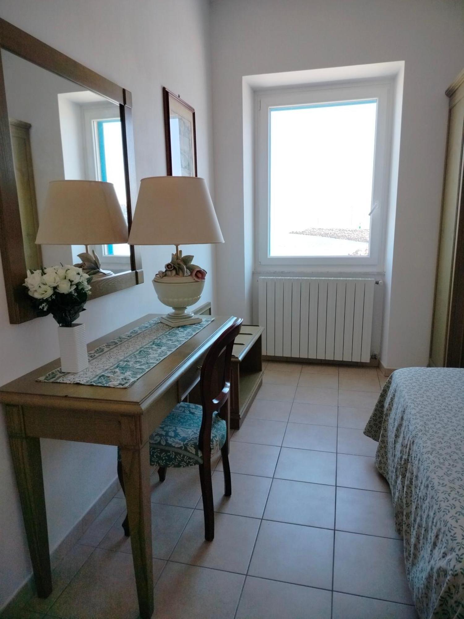 شقة Casa La Marinella Sul Porto بورتو سانتو ستيفانو المظهر الخارجي الصورة